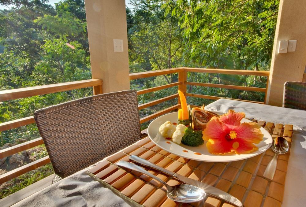 Mystic River Resort San Ignacio Ngoại thất bức ảnh