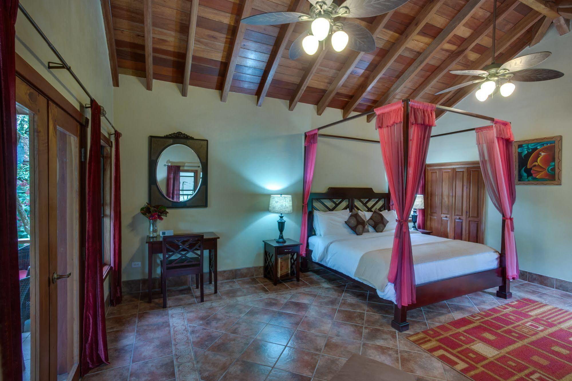 Mystic River Resort San Ignacio Ngoại thất bức ảnh