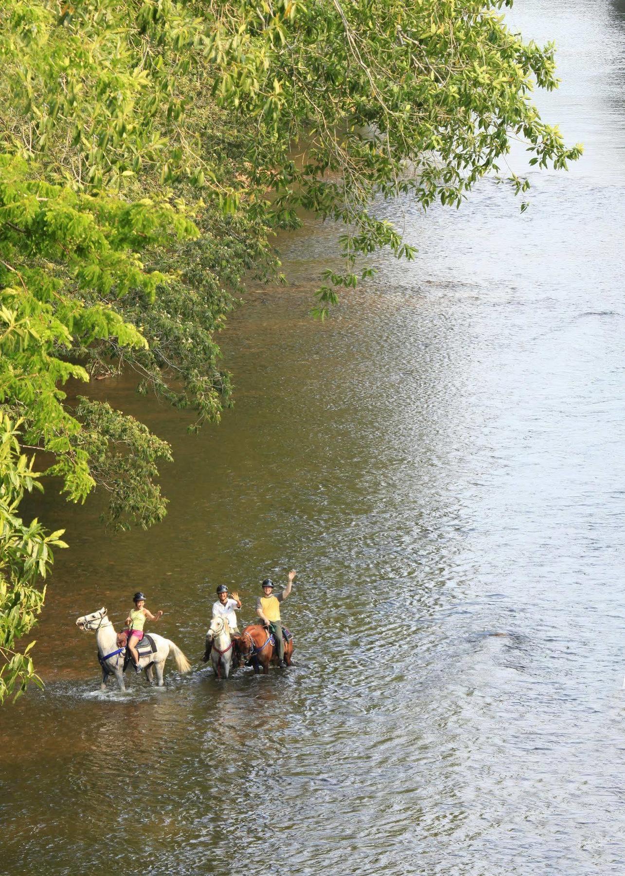 Mystic River Resort San Ignacio Ngoại thất bức ảnh